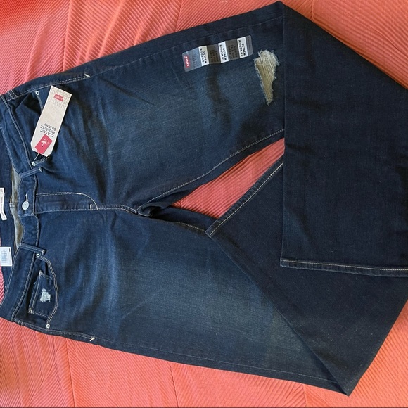 LEVI’S JEANS - Picture 6 of 8